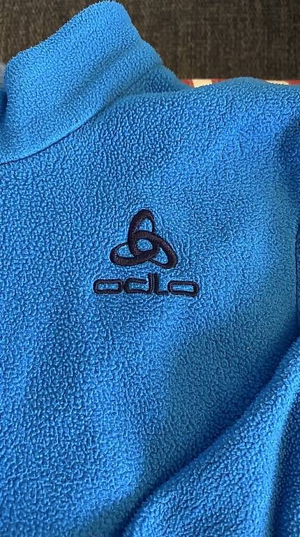 Odlo Maglioni & Felpe: Angenehmer Fleecepullover ODLO Blau Gr. 128 – Usato da Urdorf venduto da Resumasa 2