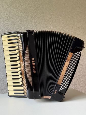Hohner Gola Piano Akkordeon