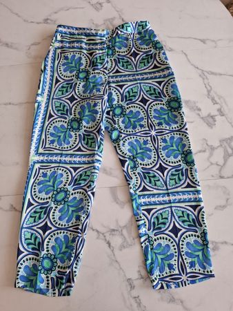 LAST CHANCE - Zara Hose mit Muster, Gr. M, Top Zustand!