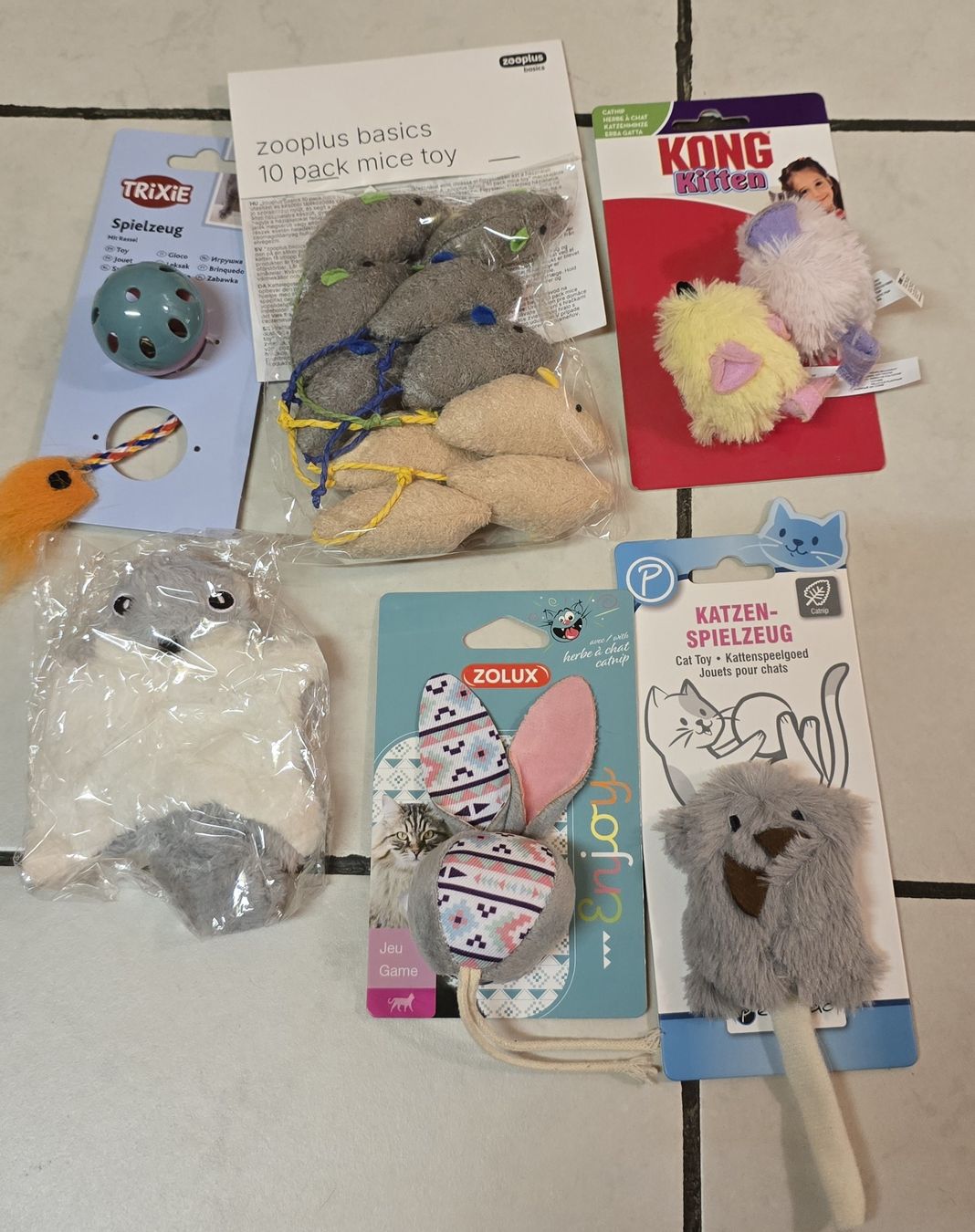 Spielzeuge: Katzenspielzeug Set NEU – Neu und originalverpackt aus Hüttikon von Sybille91
