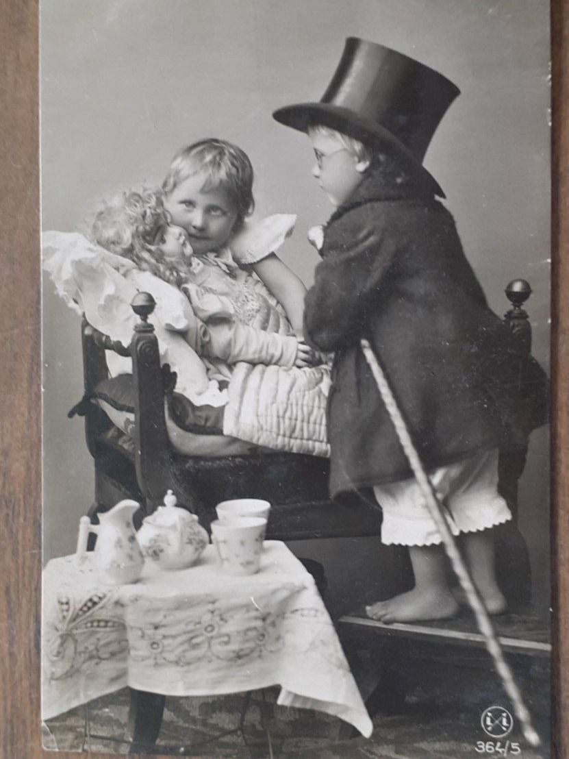 Cartoline postali: Ansichtskarte Kinder Puppe Spielzeug 1910 – Usato da Mörschwil venduto da lindaswunderkiste