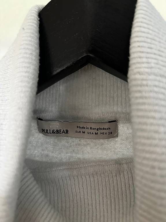 Pullover & Sweatshirts: Col roulé PULL&BEAR – Gebraucht aus Châtel-St-Denis von leacherre 2