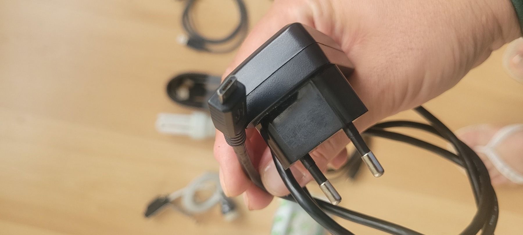 Componenti elettronici: Verschiedene Elemente der Elektrizität und Kabel – Nuovo (secondo la descrizione) da Schöfflisdorf venduto da CrRG21 3