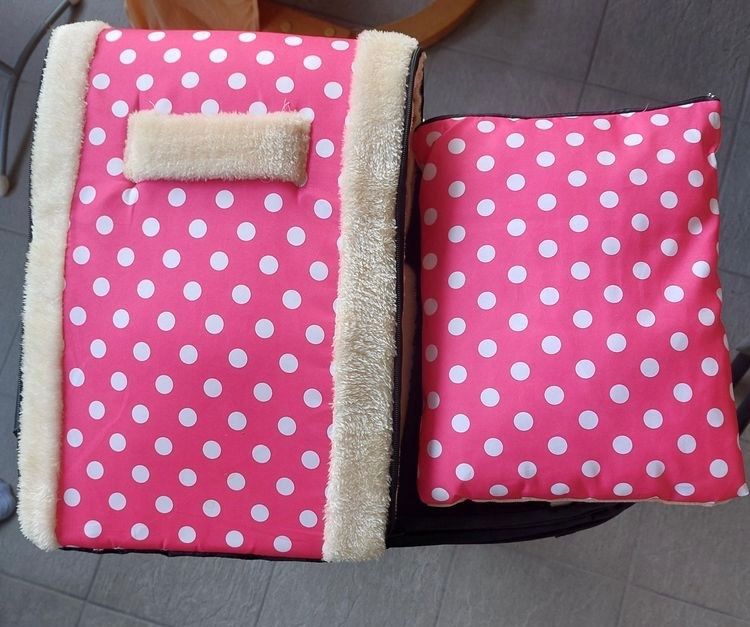 Cucce & Letti: Maisonnette douillette pour chat ou petit chien, neuve – Nuovo (secondo la descrizione) da Genève venduto da Mazelyne 2