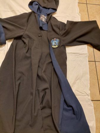 Tunique noir capuchon déguisement Harry Potter S  dès 10 ans