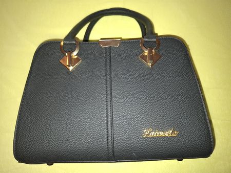 Schicke Handtasche in Schwarz - Top Zustand, neuwertig!