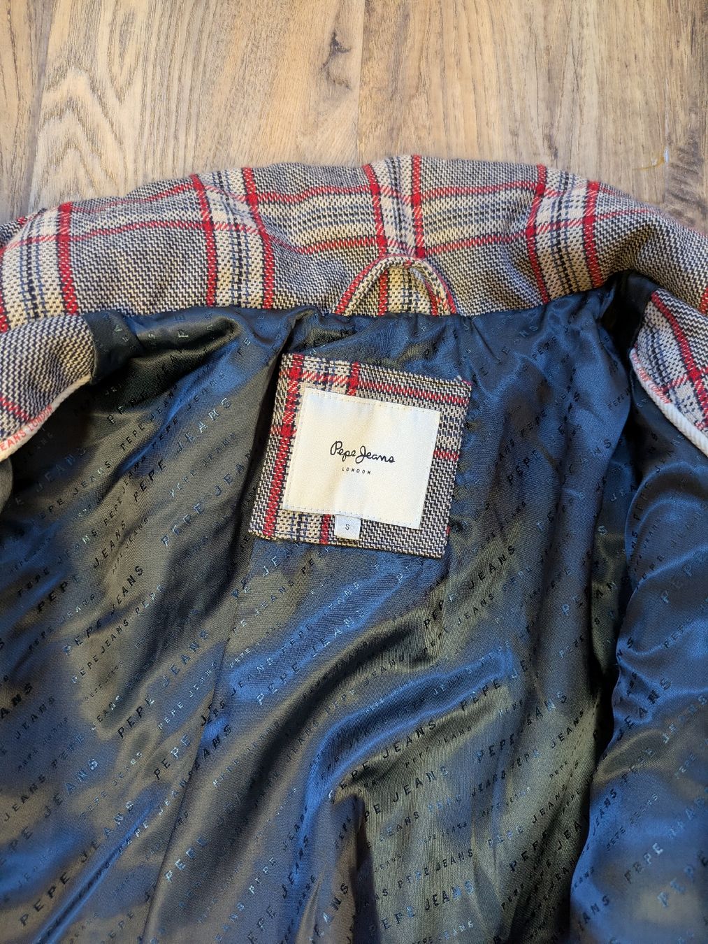 Pepe Jeans Giacche: Winterjacke Pepe Jeans, Neu – Nuovo (secondo la descrizione) da Rafz venduto da Jenninnocent 1