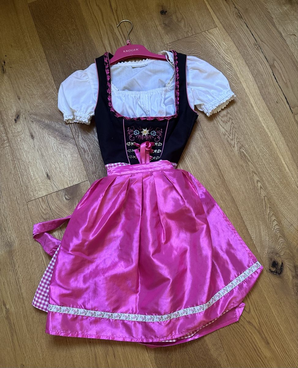 Robes: Dirndl Grösse 32 – D'occasion à Unteriberg par __Fox__