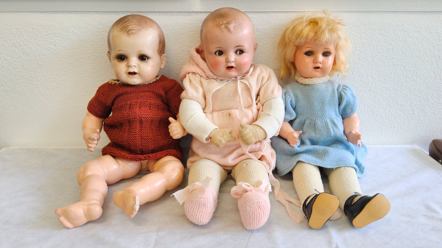 Poupées: Collection de 3 antiques poupées signée – Défectueux à Malleray par Frederic24