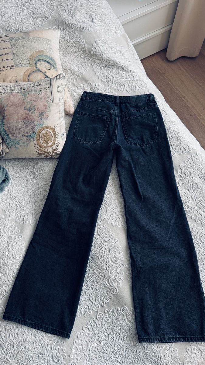 H&M Jeans: Jeans Wide Leg Style – Neu (gemäss Beschreibung) aus Hünenberg See von Schulers 2