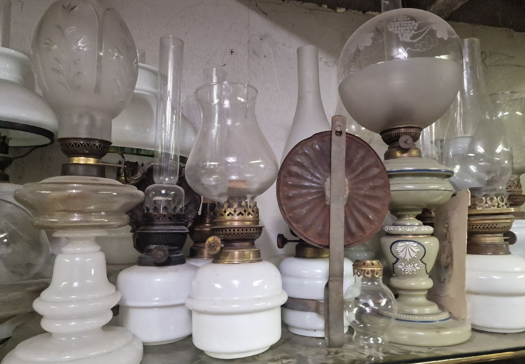 Lampade: Lampes à pétrole – Usato da Lausanne venduto da ama_2fz8 2