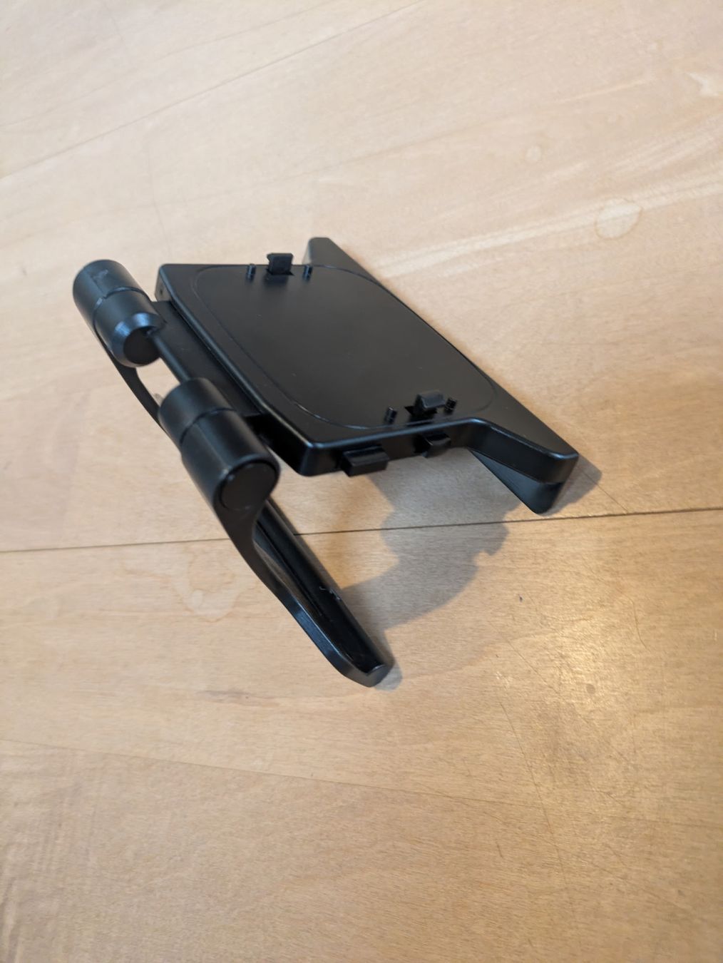 Supporti a parete: Original Kinect Sensor TV Halterung - Neu – Nuovo (secondo la descrizione) da Niederglatt ZH venduto da fabim1312
