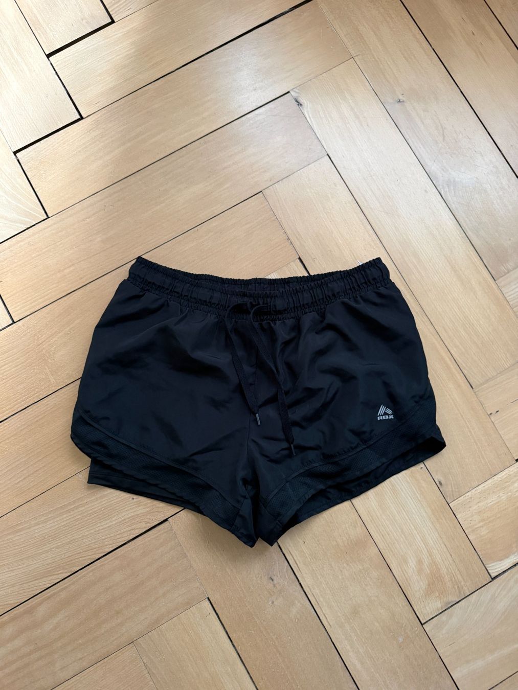 Hosen: RBX - Sport Shorts schwarz M – Gebraucht aus Zürich von Diazaio