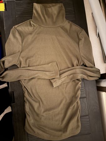 Damen Rollkragenpullover oliv Grösse M guter Zustand