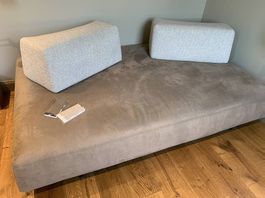 Tiziano Carnieletto Sofa Avenue Alcantara/ Gäste-Tagesbett