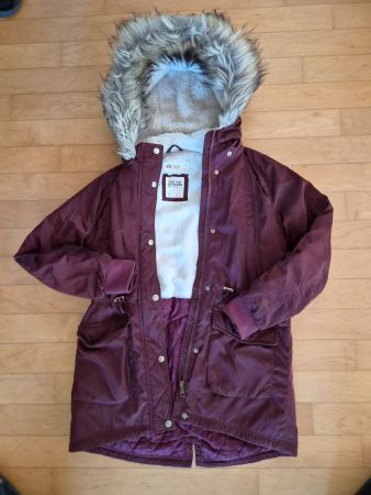 Winterjacke mit Fellkapuze, Grösse 152