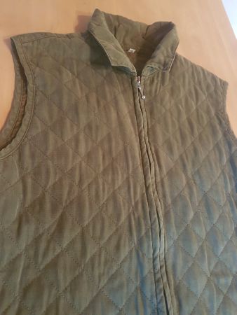 Gilet vert olive taille 38