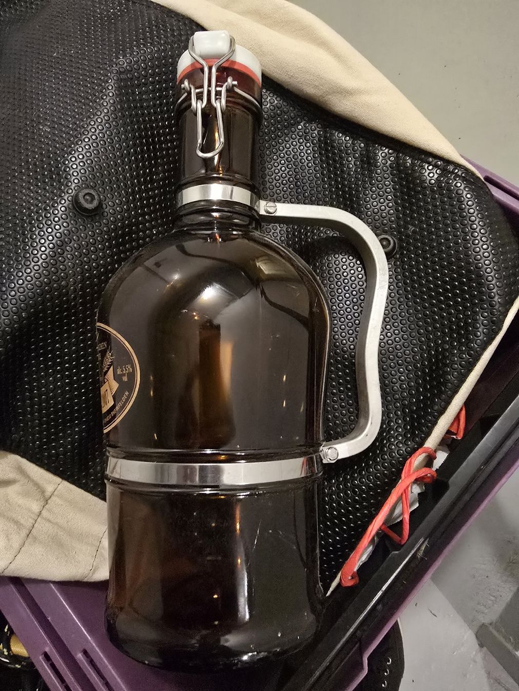 Feldschlösschen Gläser, Krüge & Flaschen: Flasche – Gebraucht aus Zeihen von dr.gonzo01 1