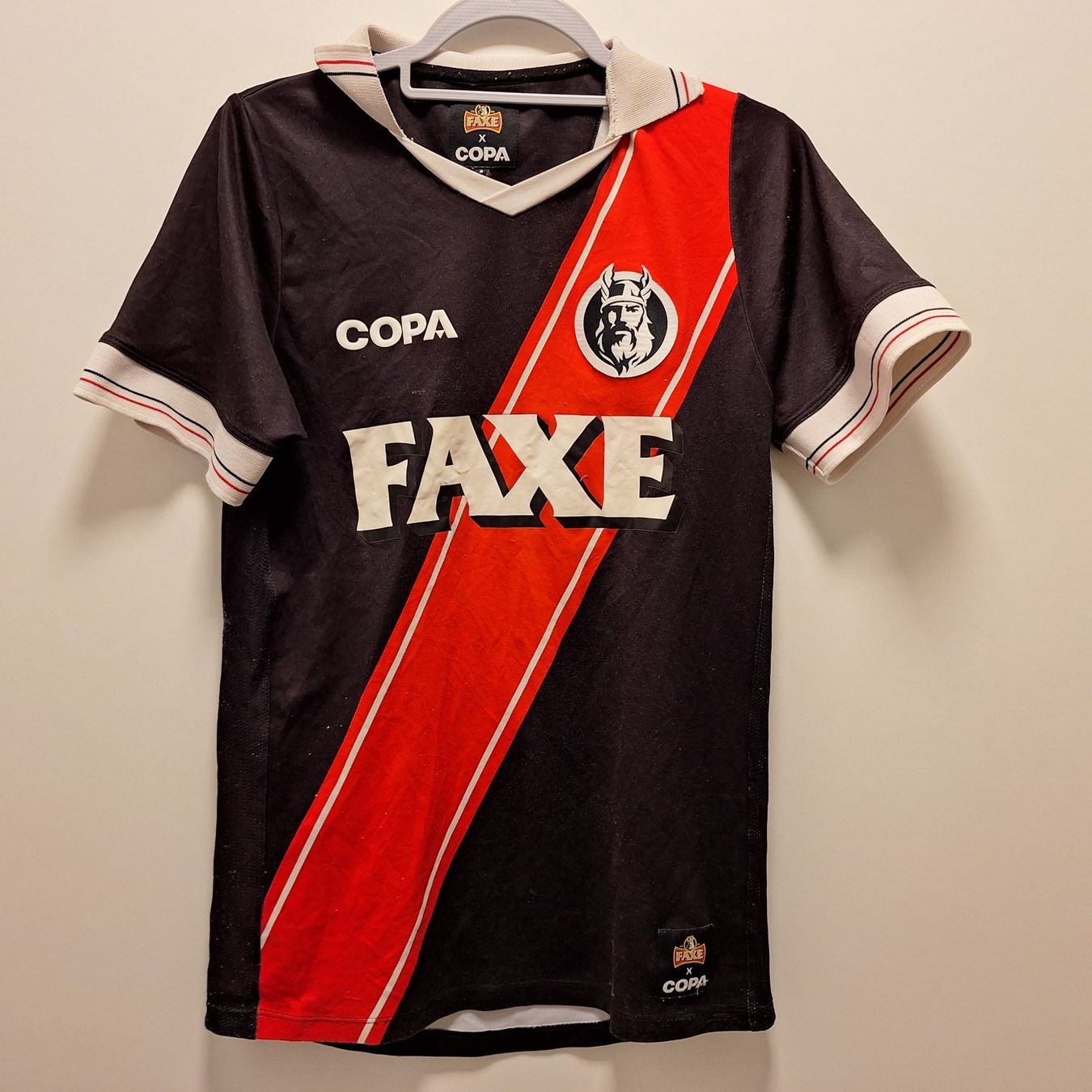 Canottiere & Pantaloni: Copa x Faxe (Beer) S – Usato da Bellinzona venduto da LA-ropa-de-Juan
