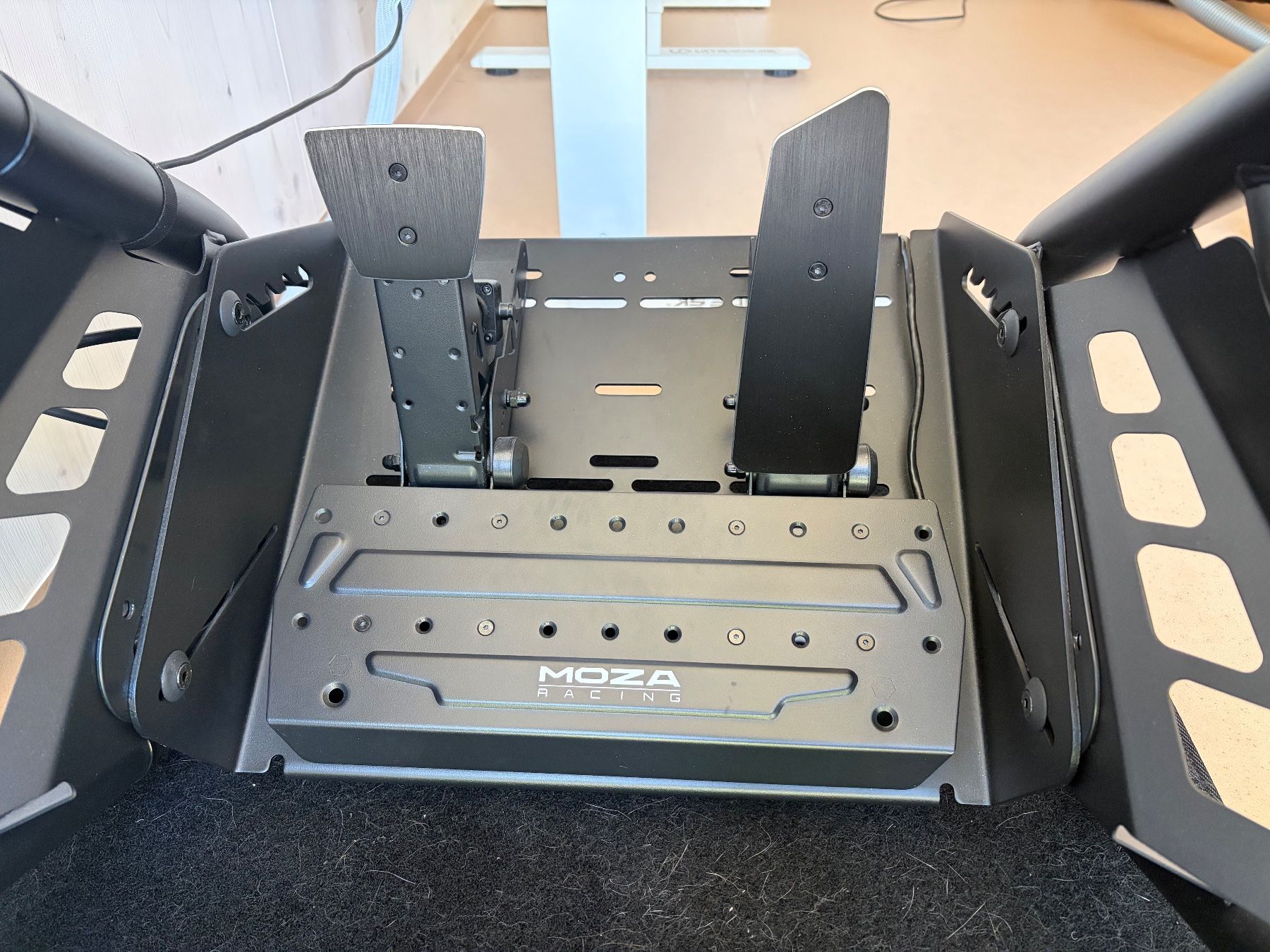 Moza Racing Manettes: Sim Rig Playseat Trophy + Moza R12 + Moza GS V2P + Moza SR-P – D'occasion à Wettingen par Checco2202 3