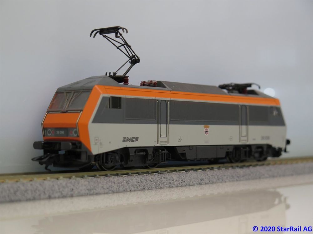 Trix H0 - 22728 - Locomotive électrique - BB 12000 '' fer à