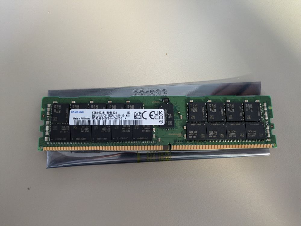 Samsung DDR4-3200 RDIMM ECC 1x64 GB - Neuwertig (Neu (gemäss ...