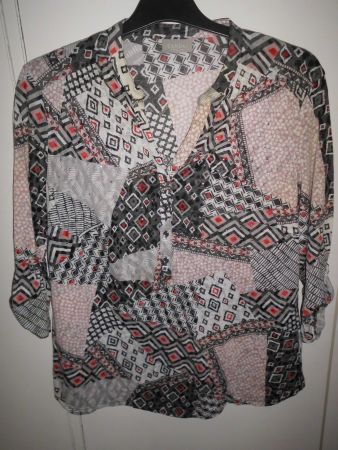 Blouse en jersey grise/rouge T. 42