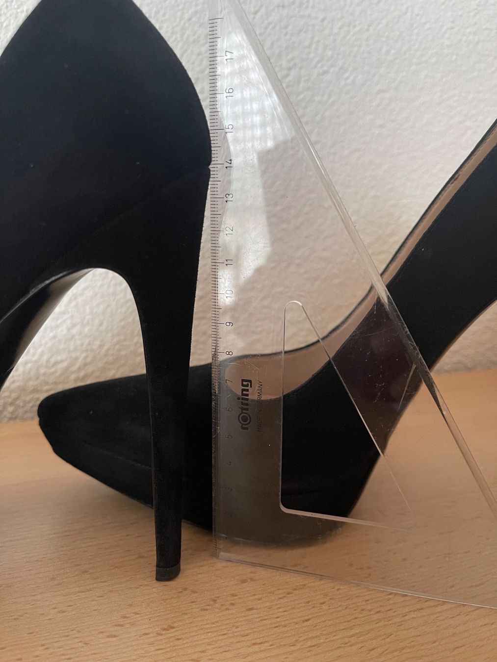 Prada Damenschuhe: PRADA 40-40,5 Exklusivmode/NP1200CHF Pumps 13/4 – Neu (gemäss Beschreibung) aus Kölliken von Prscoo 6