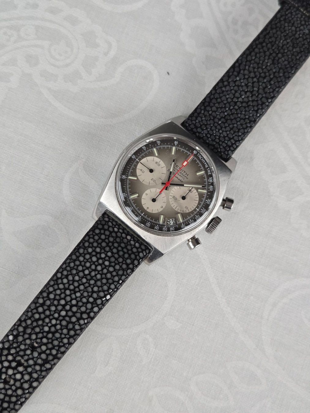 Zenith Orologi: Zenith El-Primero Vintage Chronograph A 385 – Usato da Chabrey venduto da Horology 2