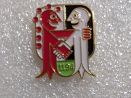 Ansteckpin 240: