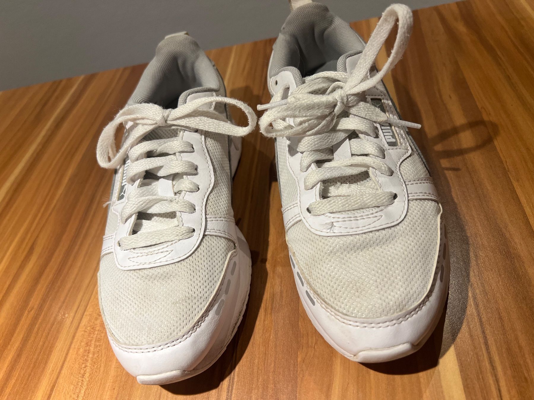 Puma Scarpe da uomo: Puma Gr. 37 Sneakers / Turnschuhe weiss – Usato da Brunnen venduto da Dirza78 5