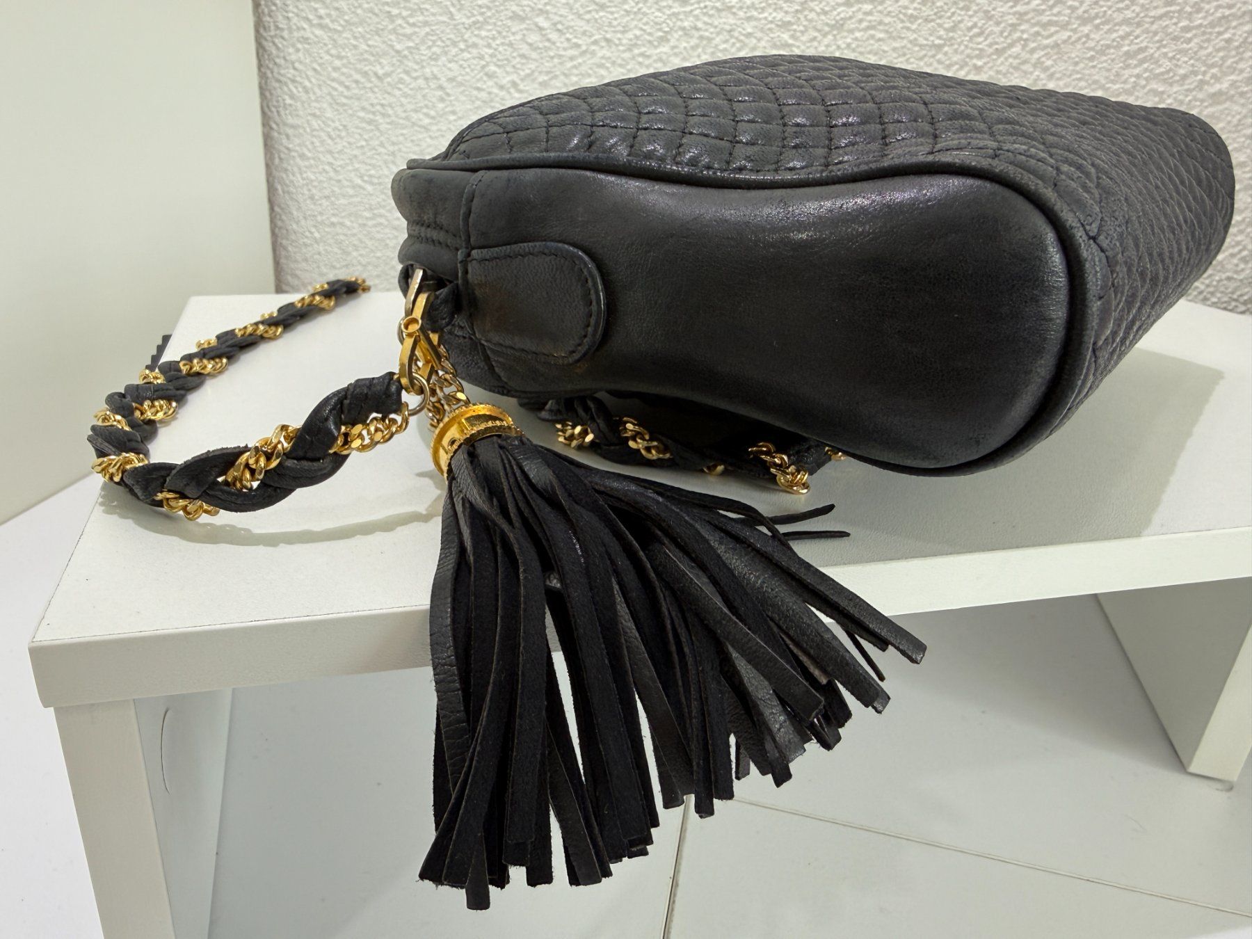 Bally Borse da donna: Bally Crossbody oder Schulter Handtasche Schwarz Leder Top – Usato da Kreuzlingen venduto da Bildschirm_Auge 3