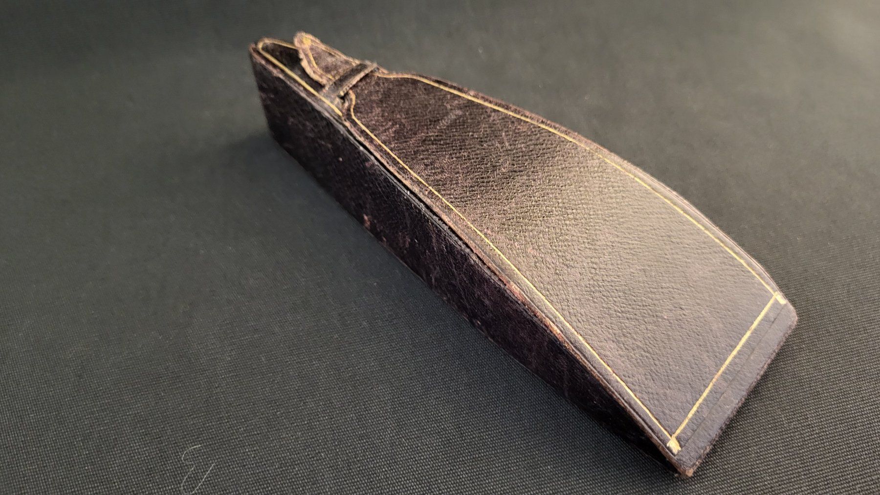 Tous les outils: Etui LONDON mit Scheren – D'occasion à Basel par spinne02 3