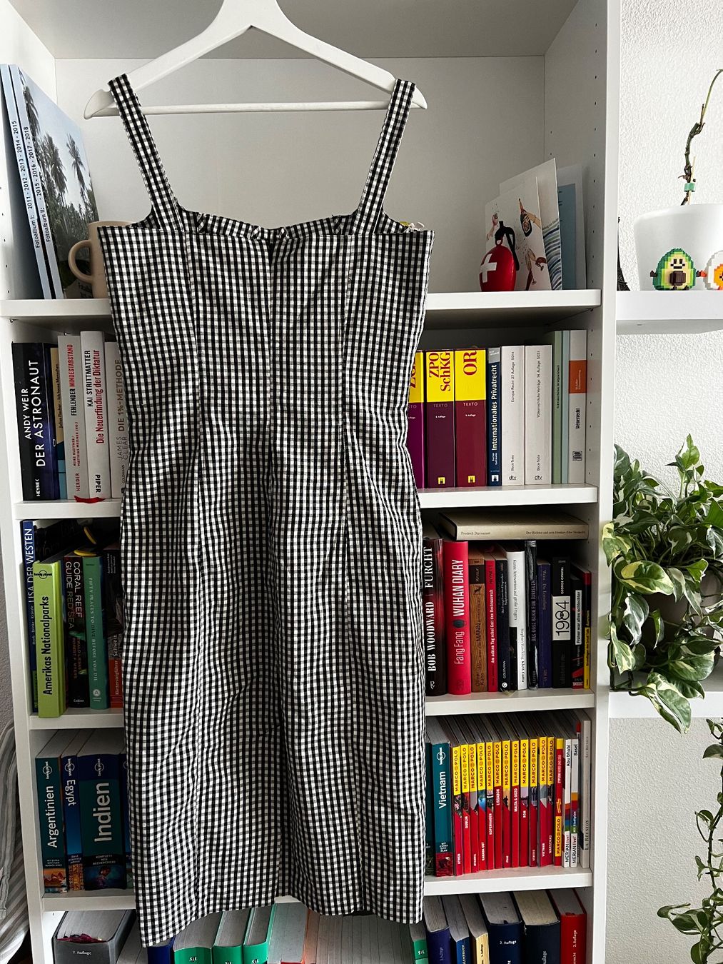 Kleider: Super elegantes Midi-Kleid von Capulet mit Karomuster – Neu (gemäss Beschreibung) aus Lenzburg von impulsive-buyer 1