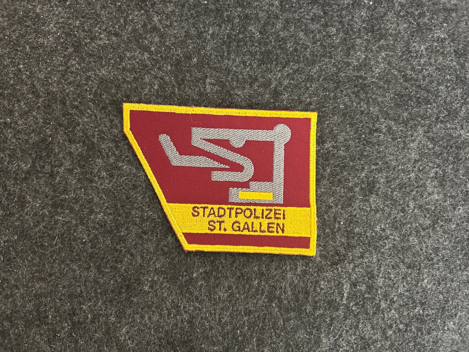 Placchette & Badge: Patch, SG, Stadtpolizei St. Gallen (Versuch) – Usato da Berikon venduto da DGC-1995