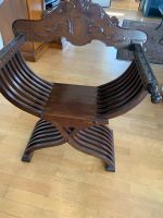 Antiker Stuhl aus Holz, sehr speziell, Top Zustand!