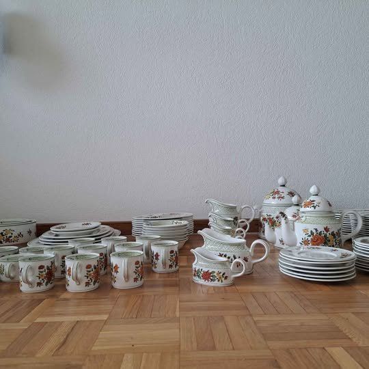 Villeroy & Boch Set di piatti: Villeroy & Boch  Geschirr-Service Summerday – Usato da Maur venduto da bolliger4you 9