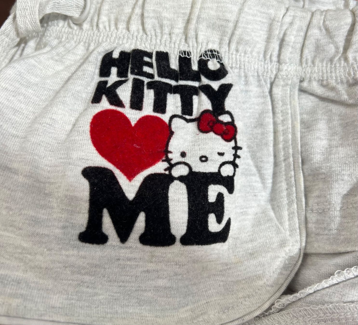 Oysho Pantaloni: Neue Hello Kitty Shorts – Nuovo (secondo la descrizione) da Tagelswangen venduto da fireiceprincess 6