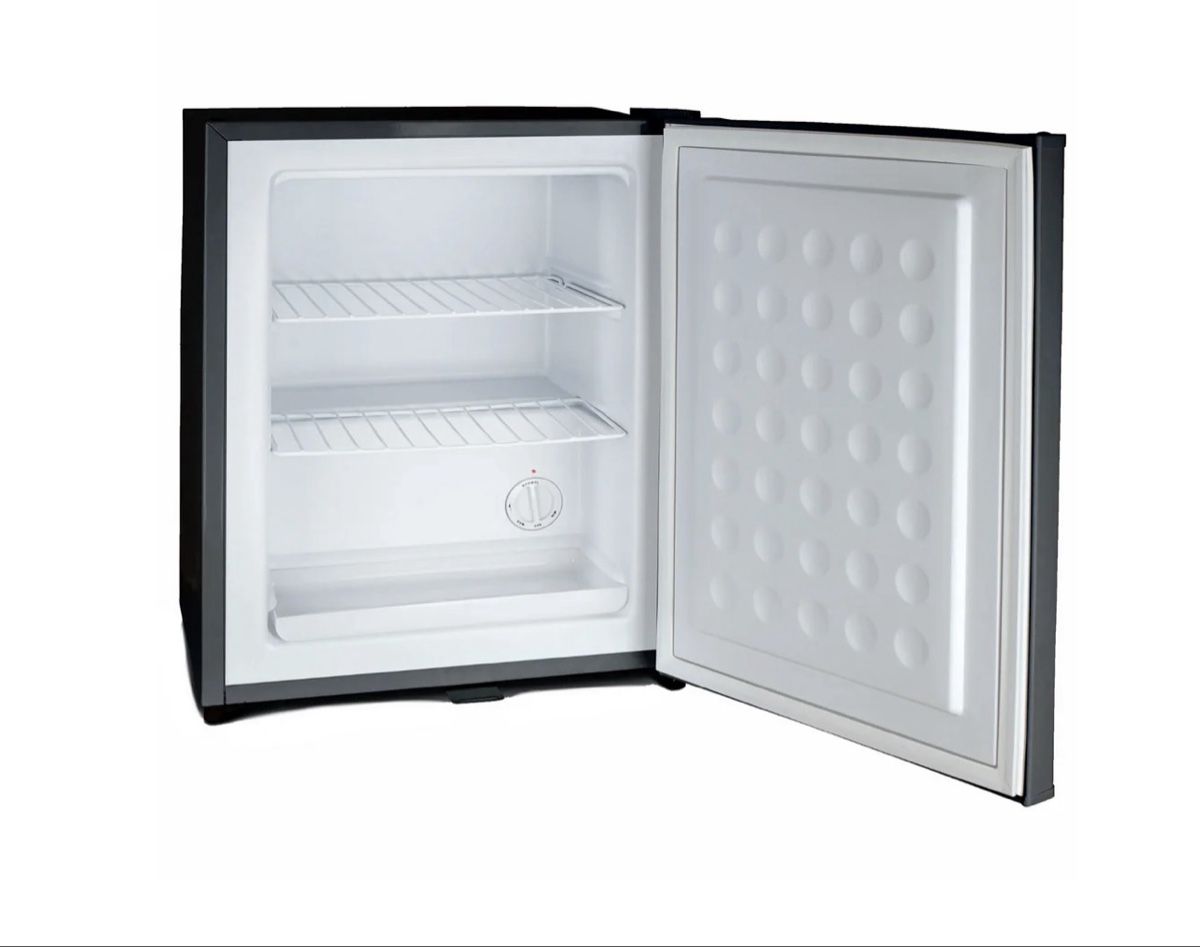 Gefrierschrank: Gefrierschrank 42L YourStarter schwarz, neu – Neu (gemäss Beschreibung) aus Muttenz von Giro7 5