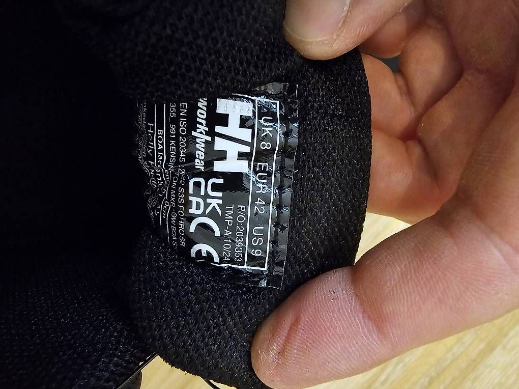 Helly Hansen Herrenschuhe: Sicherheitsschuhe Helly Hansen – Neu (gemäss Beschreibung) aus Wiedlisbach von Amalfi100 1