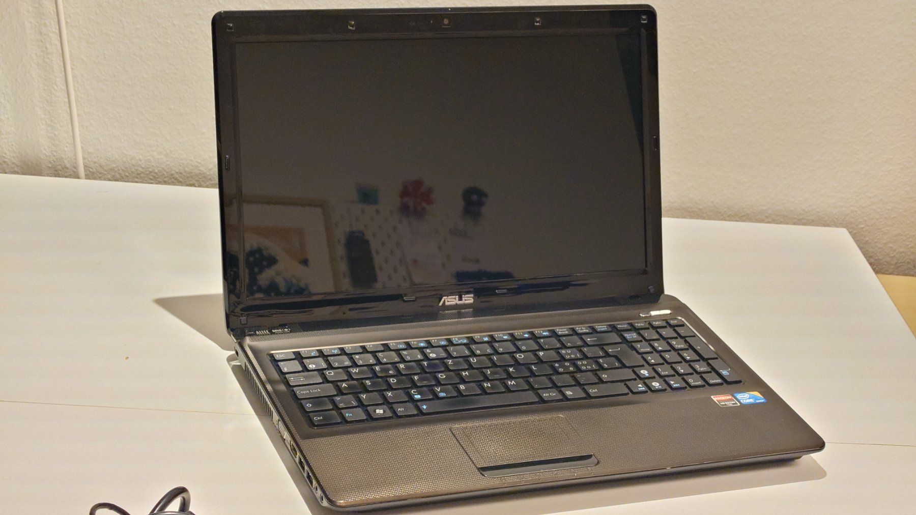 Asus Notebook: Asus k52JT Laptop, 15.6" – Usato da Volketswil venduto da thedmo_seller