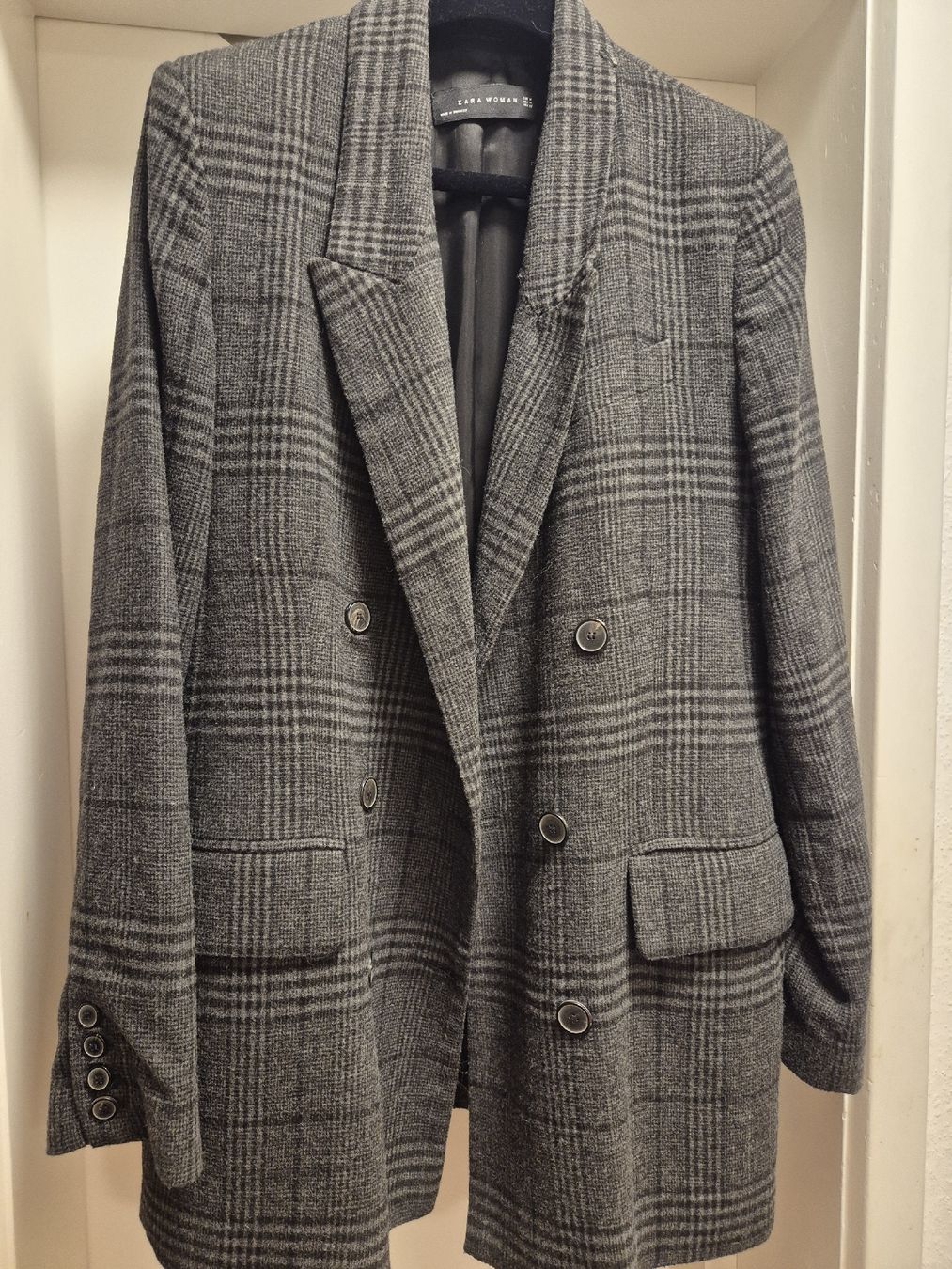 Zara Giacche: Zara blazer supercool – Usato da Luzern venduto da jen_9s9n 2