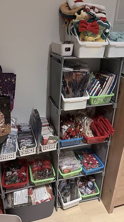 Tutte le decorazioni: Christmas Box  – Usato da Emmen venduto da des_gf8l 2