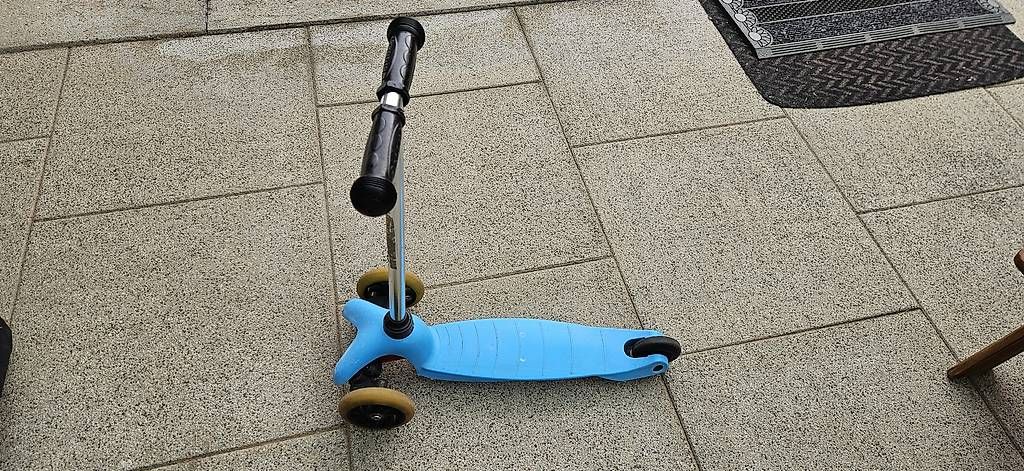 Vélos d'appartement: Kickroller – D'occasion à Aarau Rohr par Adoxa