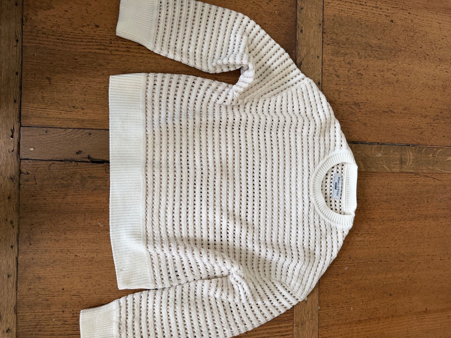 Pullover & Sweatshirts: Pullover – Gebraucht aus Bern von Leiggina