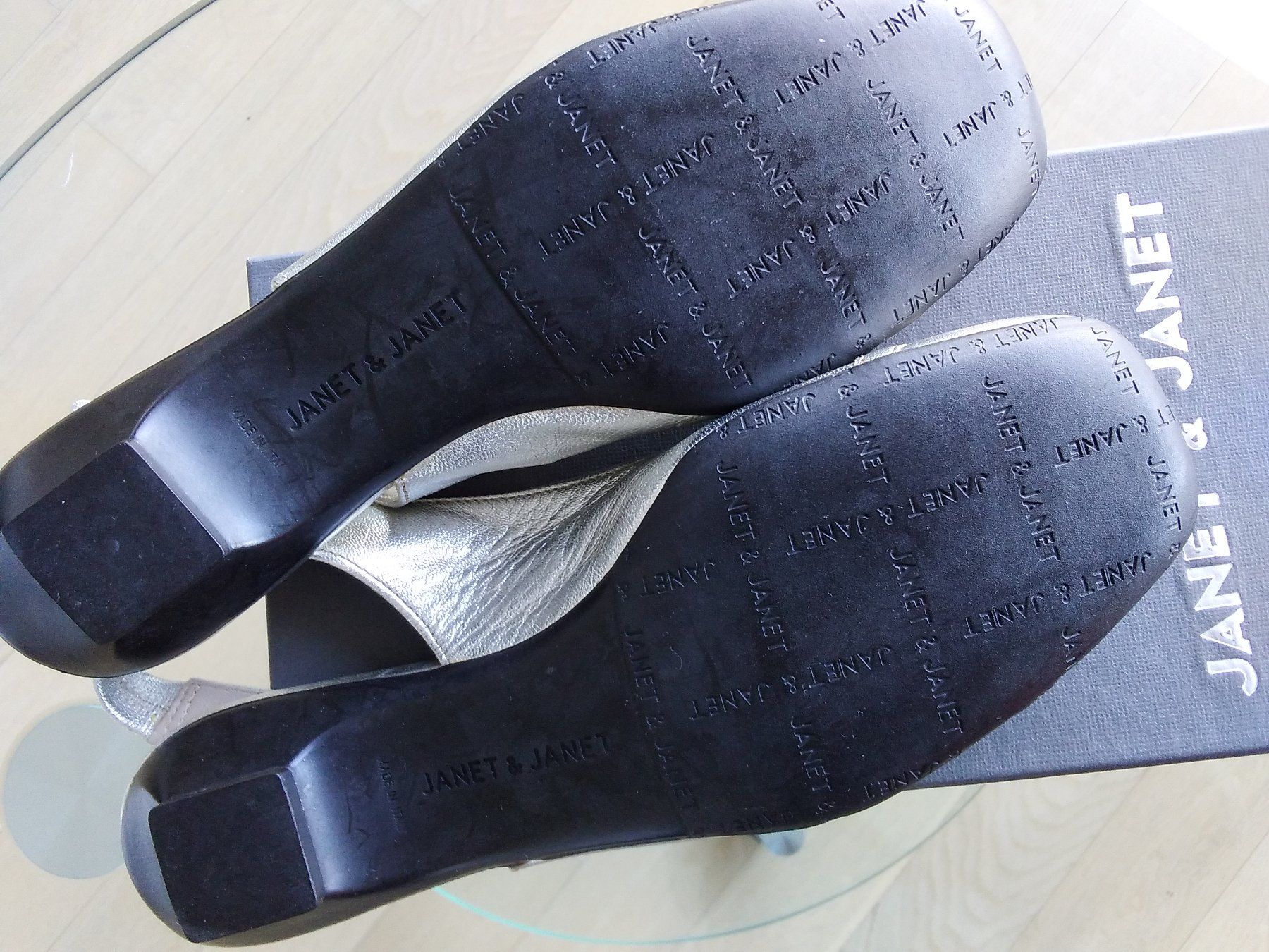 Damenschuhe: Jetzt im Sale! JANET&JANET Sandale Leder Silber Size 35,5 – Gebraucht aus Buchrain von QueenyHE51 2