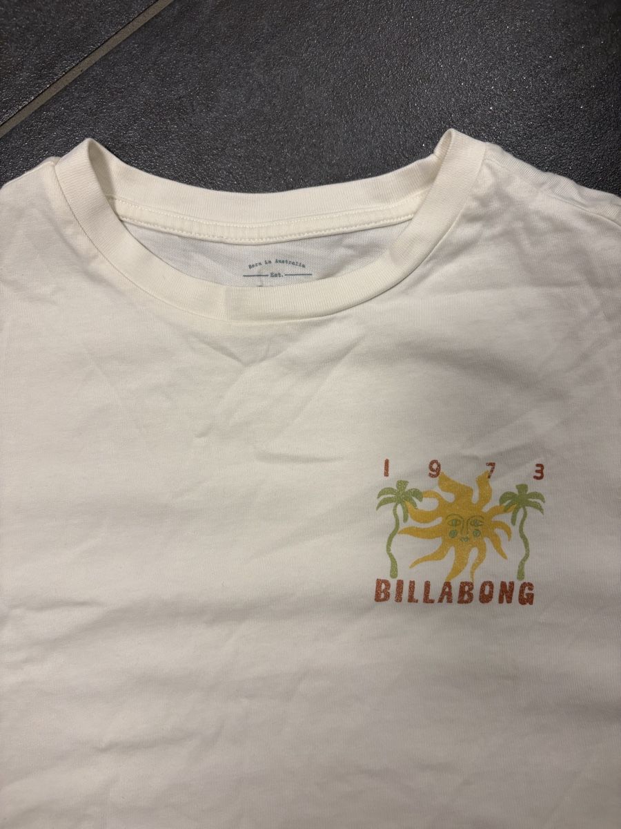 Billabong T-Shirts: Vintage Billabong T-Shirt M – Gebraucht aus Rümlang von svent 5