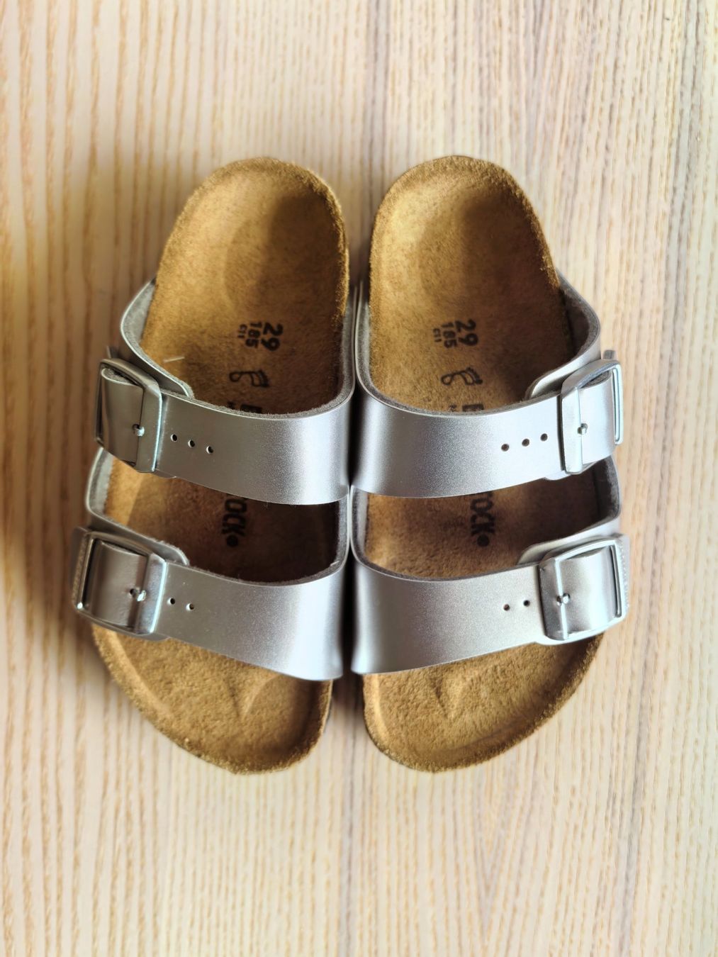 Birkenstock Scarpe per ragazzi: Birkenstock Arizona Silber – Nuovo e nell'imballaggio originale da Bad Ragaz venduto da AKahlon