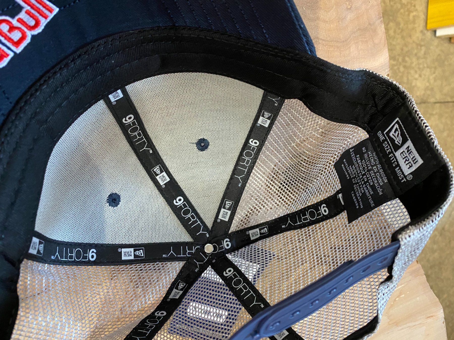Mützen & Caps: Red Bull Baseball Cap blau-silbergrau- COOL – Neu (gemäss Beschreibung) aus Wetzikon ZH von  2