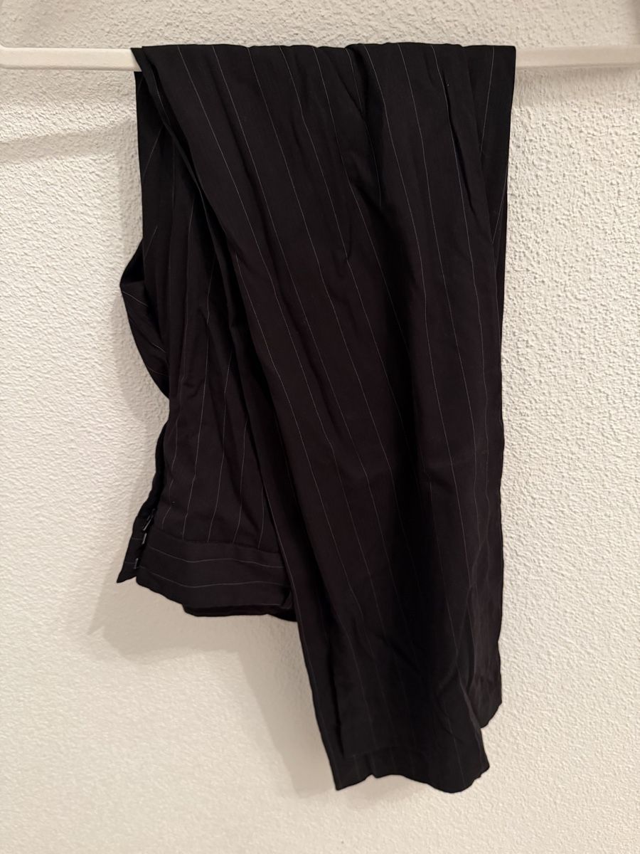 Zara Pantaloni: Gestreifte Stoffhose – Usato da Eschenbach LU venduto da Tatzi1 1
